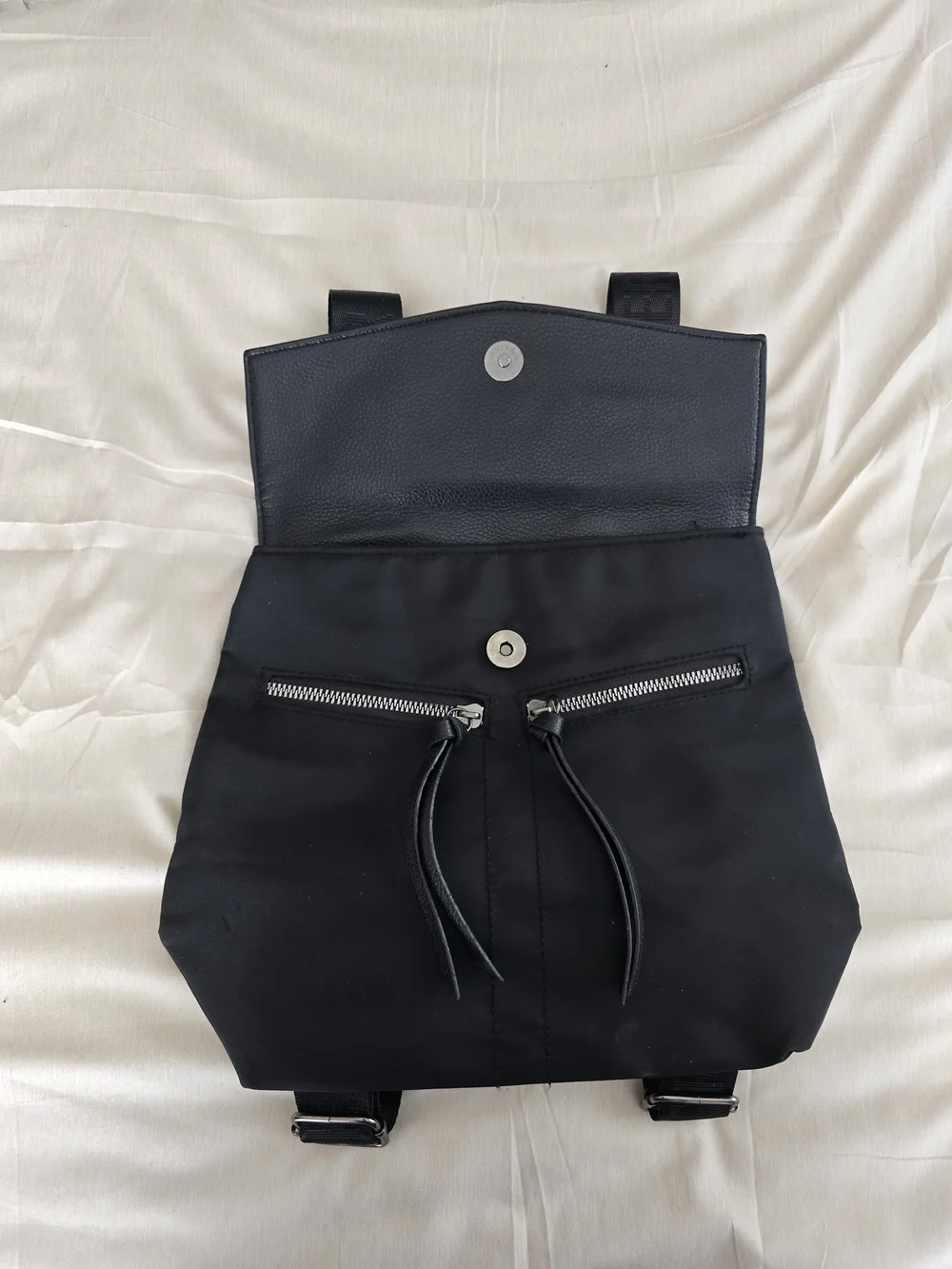 Botkier add touch